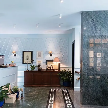 奥瑞拉精品酒店 3* 地拉那